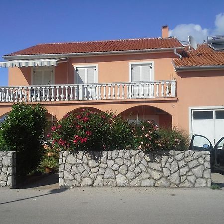 Apartments Matic Omišalj Oda fotoğraf